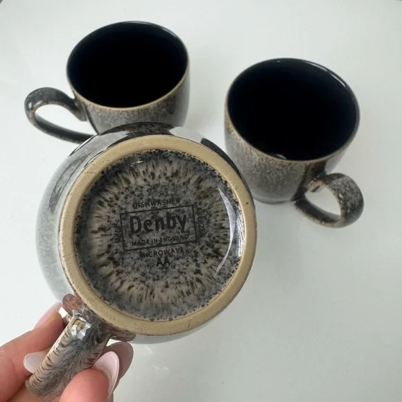 Denby-Langley Praline Noir Set of 3 Mugs - Picture 4 of 4